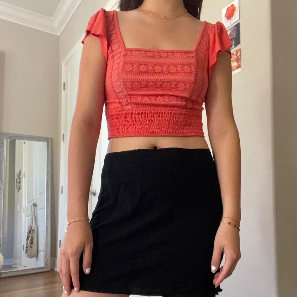 ORANGE SQUARE NECK ORANGE TOP